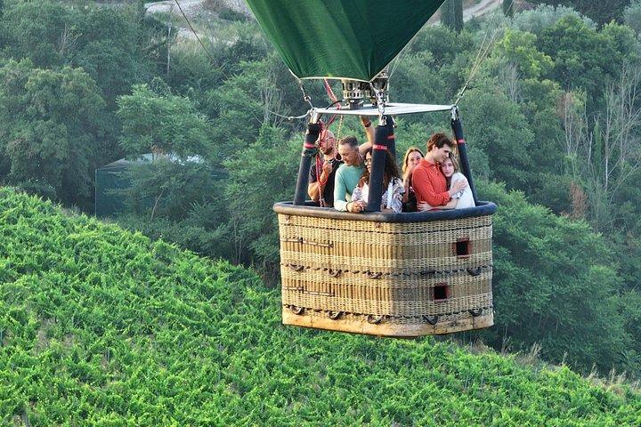 Volo in mongolfiera sulla Toscana da Siena