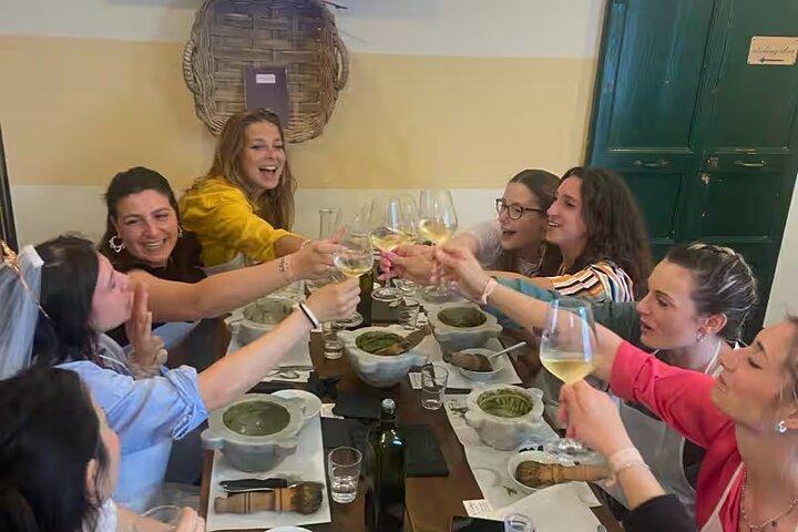 Cinque Terre: Clase de Pesto con Degustación de Focaccia en Manarola