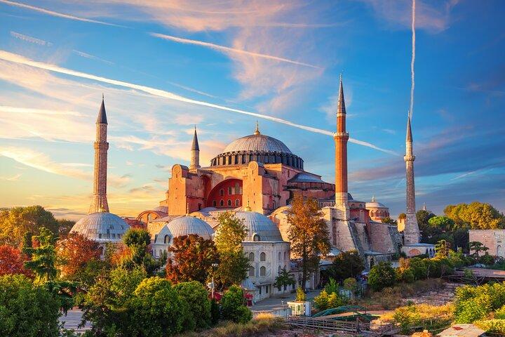 Istanbul Private Tour Hagia Sophia Topkapi and Bazaar
