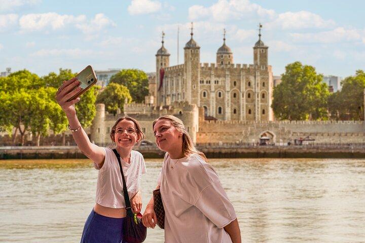 Tour guiado da Torre de Londres com cruzeiro opcional do Rio Támesis