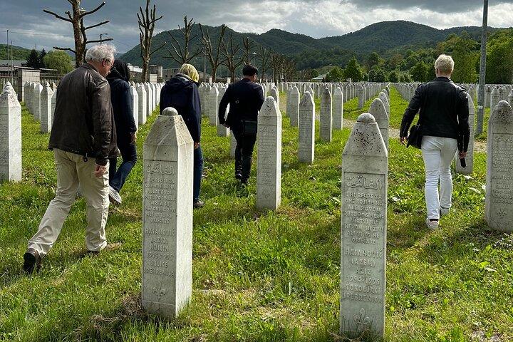 Från Sarajevo: Srebrenica Folkmord Memorial studieresa