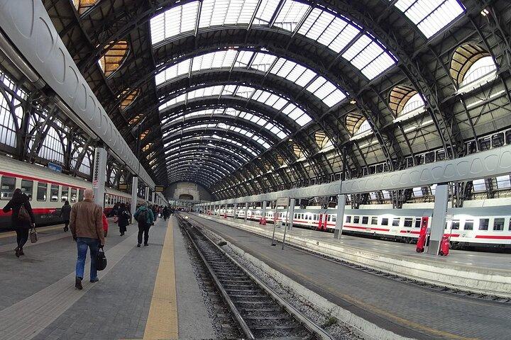 Transporte privado da Estação Ferroviária de Milão Hotel Milão