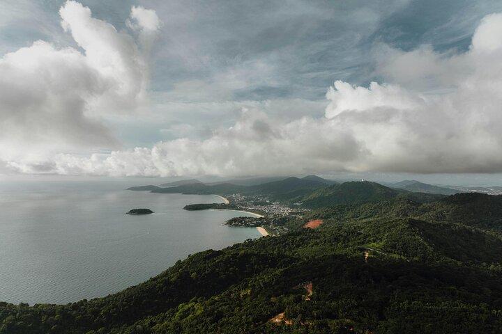 Phuket Sunrise & Sacred Monk Blessing: Excursão Compartilhada ou Privada