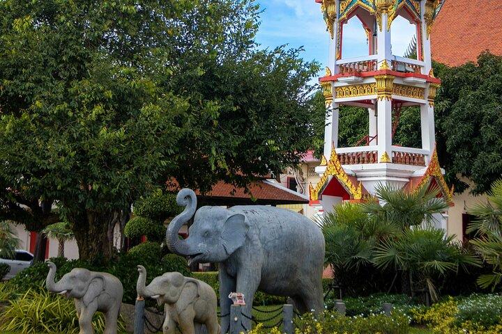 Phuket Sunrise & Sacred Monk Blessing: Excursão Compartilhada ou Privada