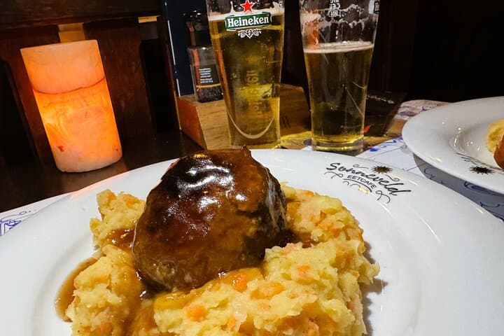 Amsterdam Food Tasting Tour of Hidden Gems (Small Groups)