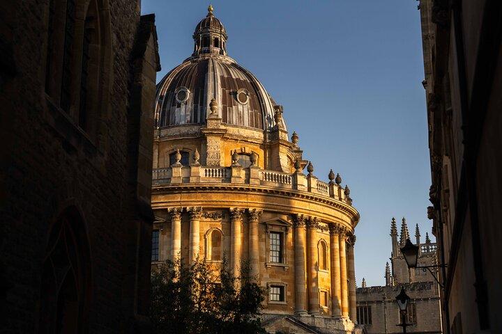 Privado | Oxford Tour by AlumniTM & Punt + New College opcional