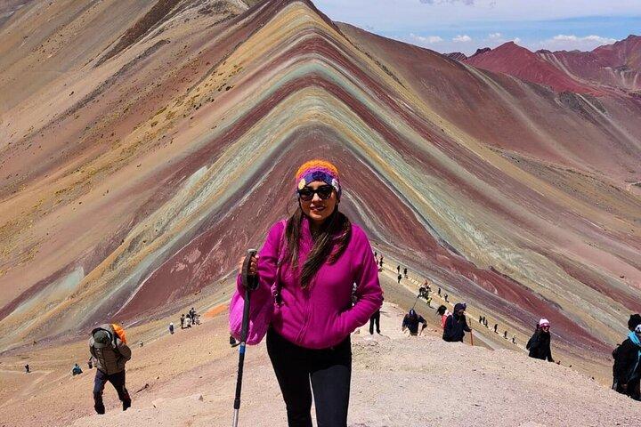 Excursión de un día completo a Rainbow Mountain desde Cusco – Minibús exclusivo