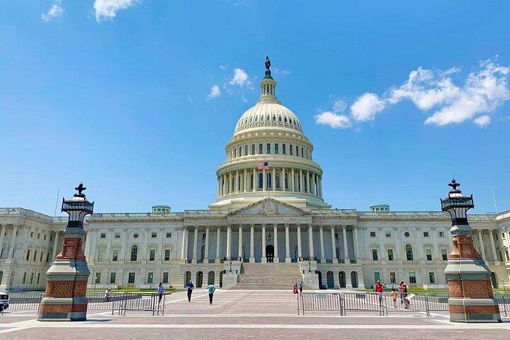 ニューヨーク発ナイアガラの滝、ワシントン DC、ボストン 4 日間ツアー