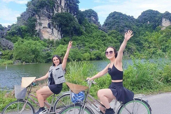 Ninh Binh en une journée Hoa Lu, Trang An et Mua Cave Découverte
