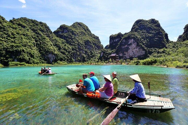 Ninh Binh en une journée Hoa Lu, Trang An et Mua Cave Découverte