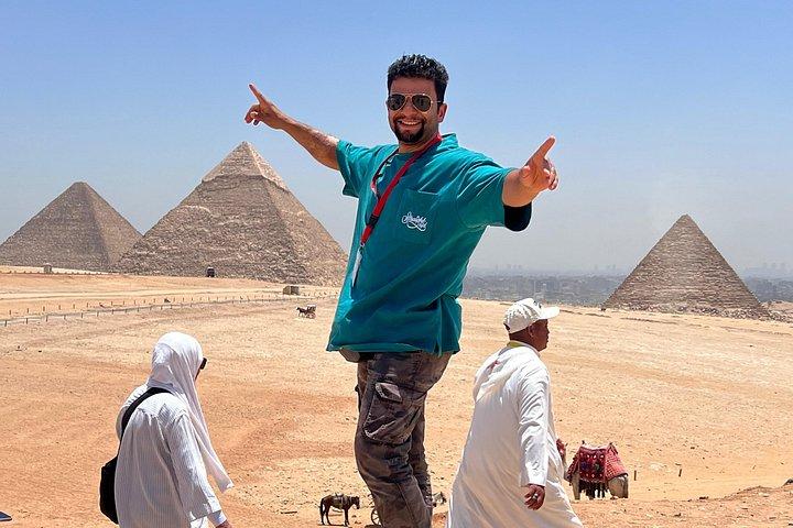 All Inclusive - Giza Pyramids , Sphinx- GEM ,Bazaar Shop , Lunch