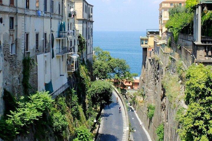 Sorrento Walking Food und Kulturtour Limoncello Lokale Küche
