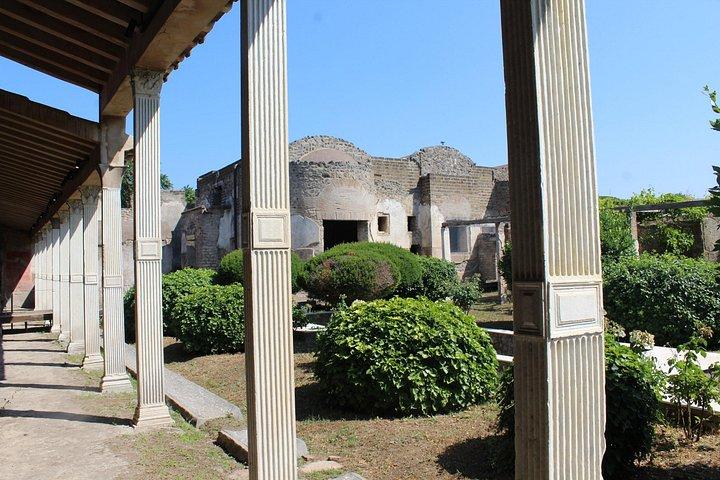 Private Pompeii Tour With Guide and Transfer Included