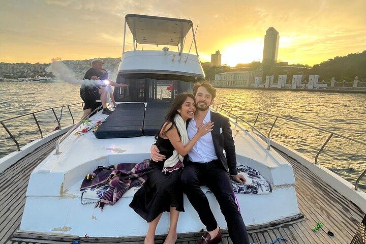 Unforgettable Bosphorus Yacht Moments