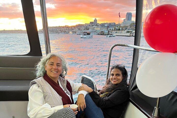 Unforgettable Bosphorus Yacht Moments