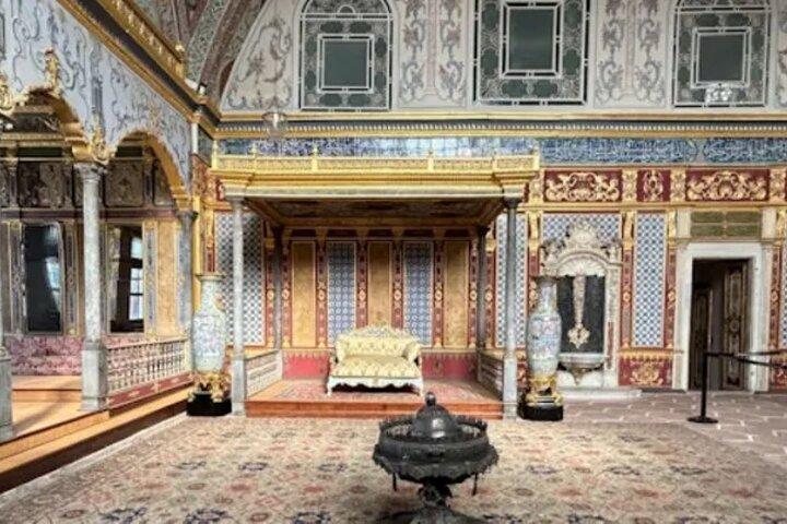 Topkapi Palace and Harem Museum Ticket with Audio Guide