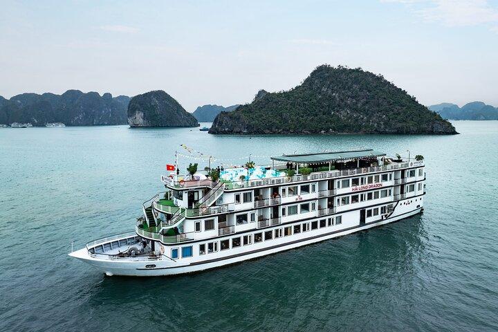 Van Hanoi: Ninh Binh-tour en driedaagse cruise over de Ha Long-baai