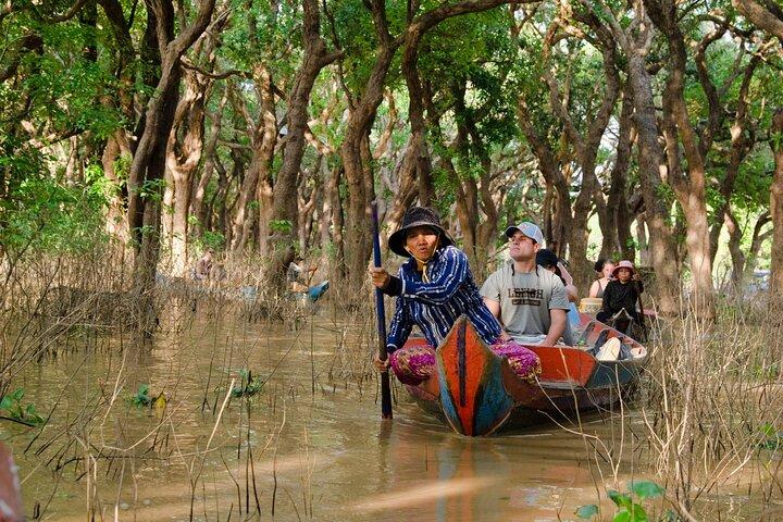 Mezza giornata Kampong Phluk con tramonto, barca e guida da Siem Reap