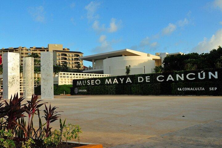 Cancun Sightseeing, Shopping and Tasting Tour