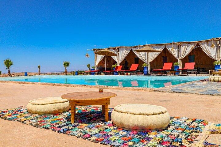 Agafay Desert : Camel Ride , Dinner , Fire Show and Swimming pool