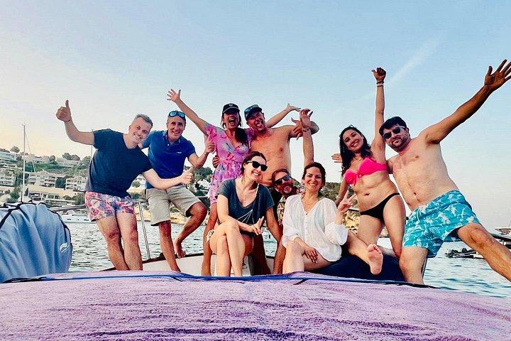 Private excursion on traditional Mallorcan boat