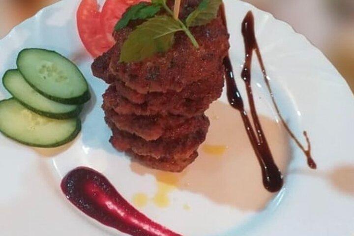 Savourer Cuisine albanaise authentique Tirana Food Tour