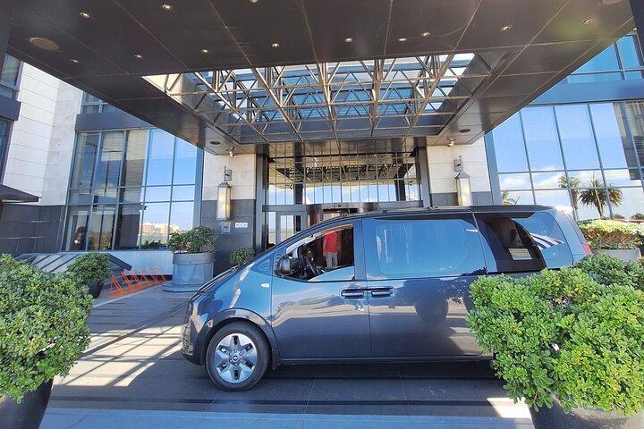Montevideo nach Punta del Este oder Colonia – Privater Van Transfer