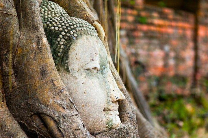 From Bangkok: Ayutthaya Temples Small Group Tour with Lunch