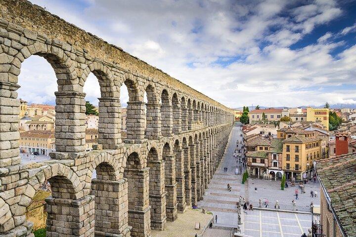 Escapada privada a Madrid: Toledo y Segovia