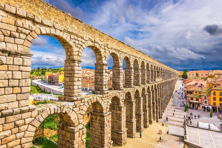 Escapada privada a Madrid: Toledo y Segovia