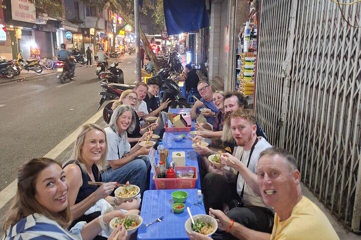 Prove o melhor de Hanói em um passeio de comida de rua