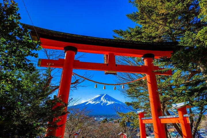 Mt.Fuji, Arakurayama, Fujimichi , Oishi Park, Lake Kawaguchiko Tour
