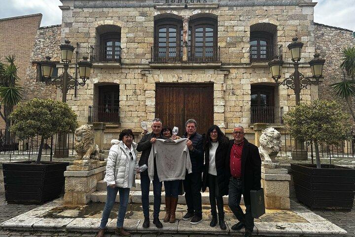 Alicante; Winery visit with two Oil and Fondillón Museums