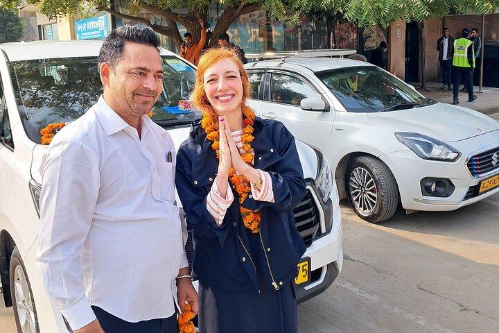 One-Way Transfers assistance Agra to Delhi Drop