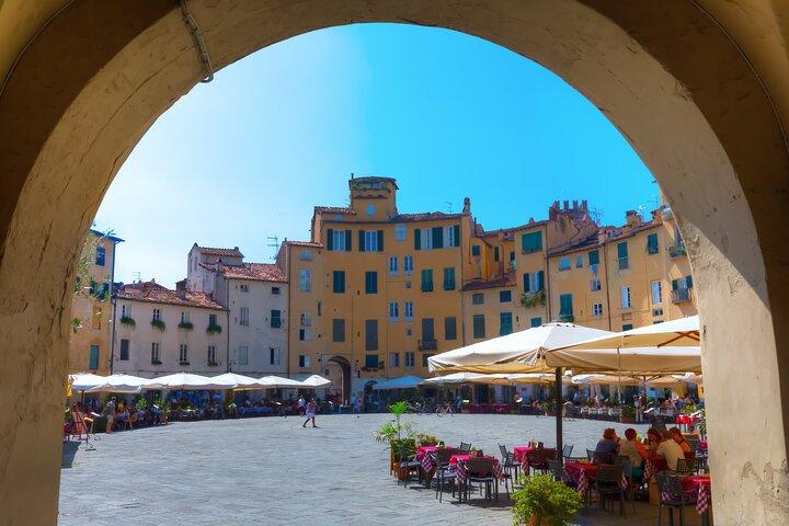 Florence naar Pisa & Lucca: Een Toscaanse dag van geschiedenis en schoonheid