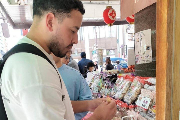 ローカルエキスパートガイド付き浅草東京2時間プライベートツアー