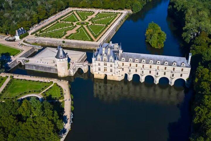 Day Trip Escapade 3 Chateaux Loire 13h Van Vip départ Paris