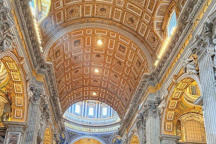 St. Peter's Basilica & Dome Climb: Hosted Entry & Audio Guide