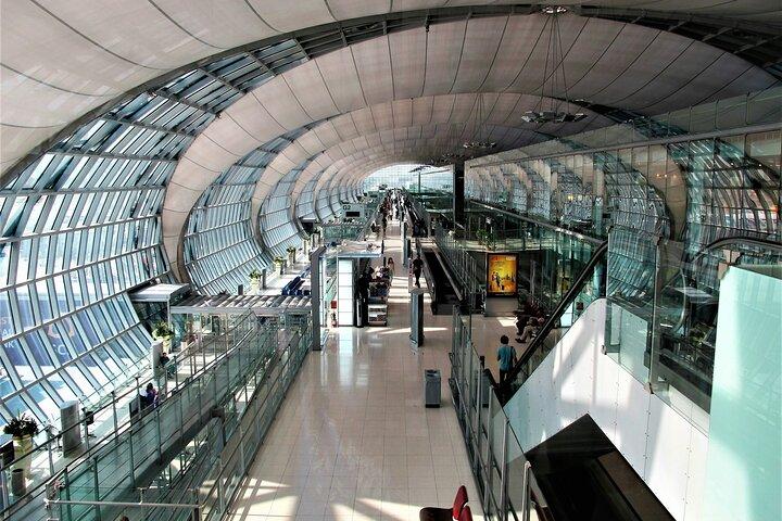 Bangkok Airport to Bangkok Hotel Pvt Transfer de Chegada (SHA Plus)