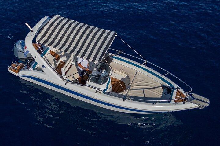Red Rocks, Hvar Bays & Pakleni – privéboottocht vanuit Hvar