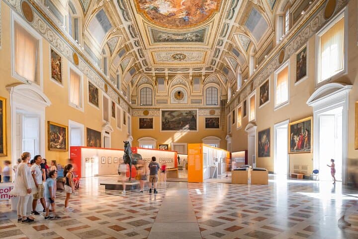 Private Archaeological Museum & Naples Highlights Shore Excursion