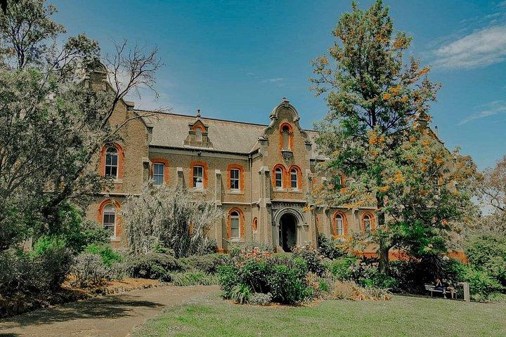 Melbourne Tour: Walk the Yarra & Heritage Convent Experience