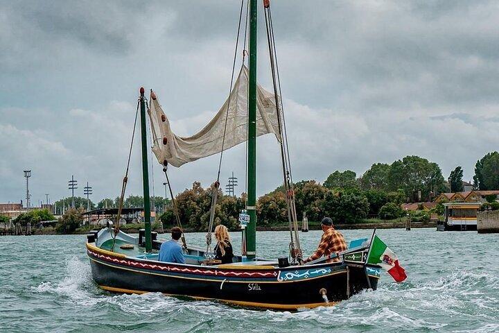 Tour de barco clássico de Veneza para explorar a lagoa e as ilhas