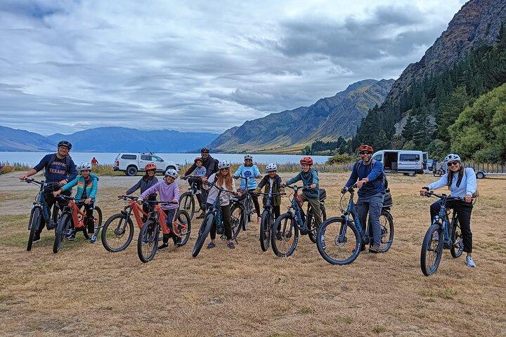 Queenstown - Private Familien-Gruppenradtour, Bis zu 11 E-Bikes