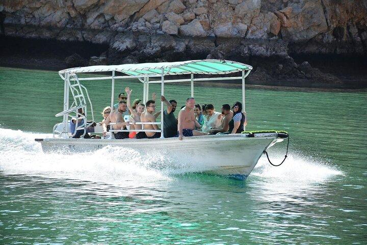 Khasab Musandam Heldagskryssning med lunch och transfer