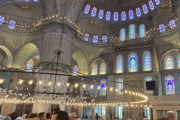 イスタンブール市内ツアー：少人数制、ガイド付き＆大聖堂チケット込み