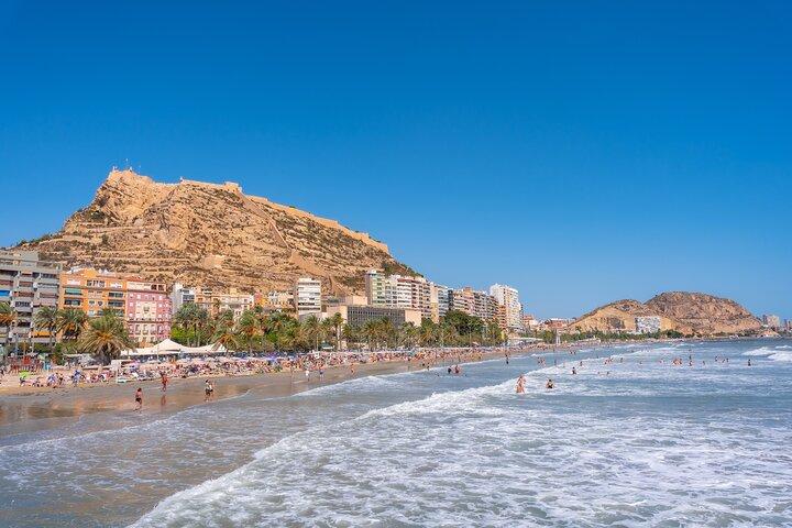 Alicante Privétransfer & 1 uur durende stadstour Combo