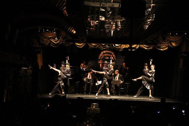 Show de Tango La Ventana em Buenos Aires.