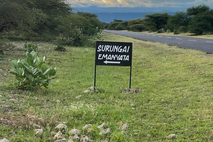 Tránsito desde el aeropuerto a su destino reservado en Karatu
