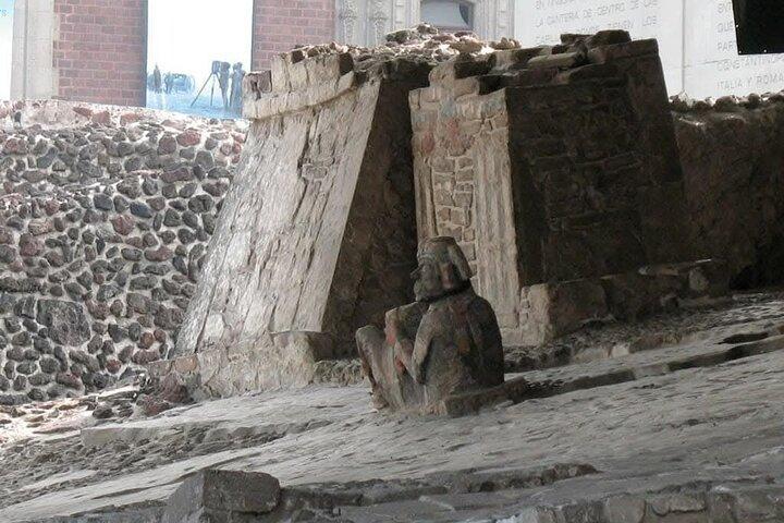 GUIDED TOUR PLUS in RUINS "TEMPLE MAJOR" with OFFICIAL GUIDES